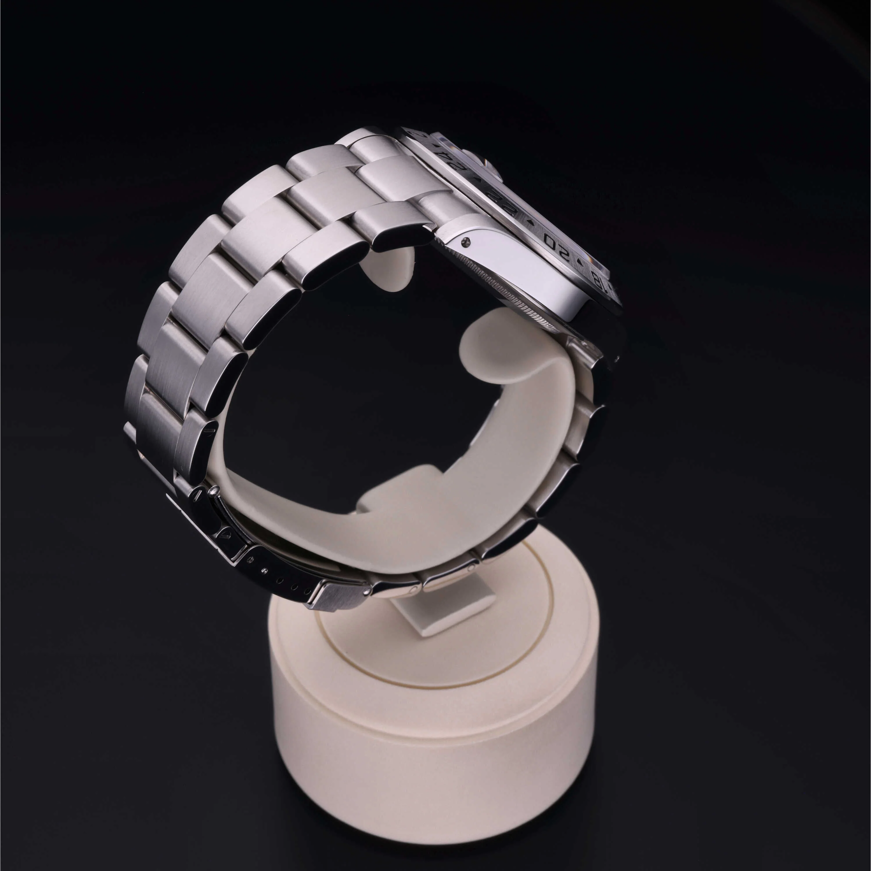 Oyster Perpetual Explorer II - Image 29