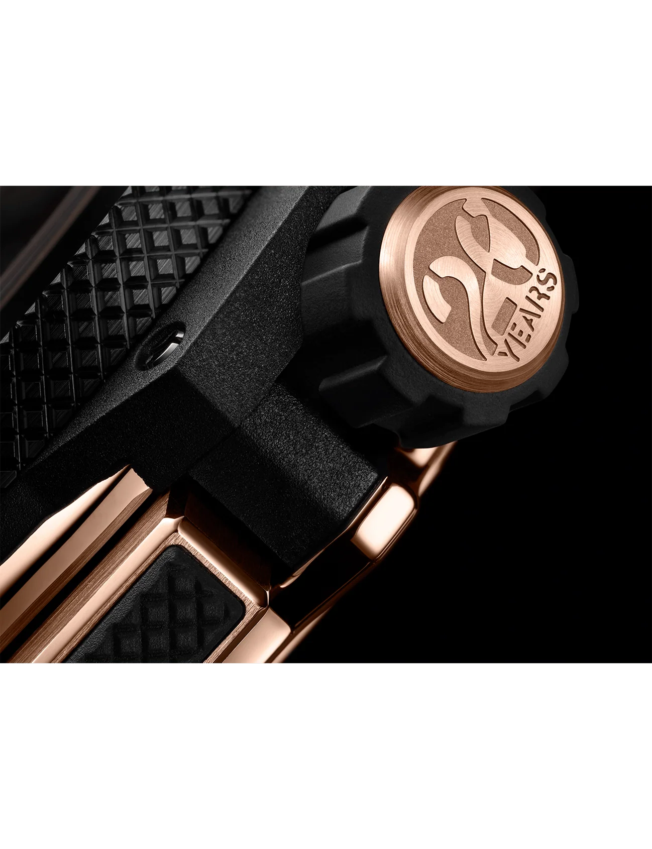 Big Bang 20th Anniversary King Gold Ceramic - Image 4